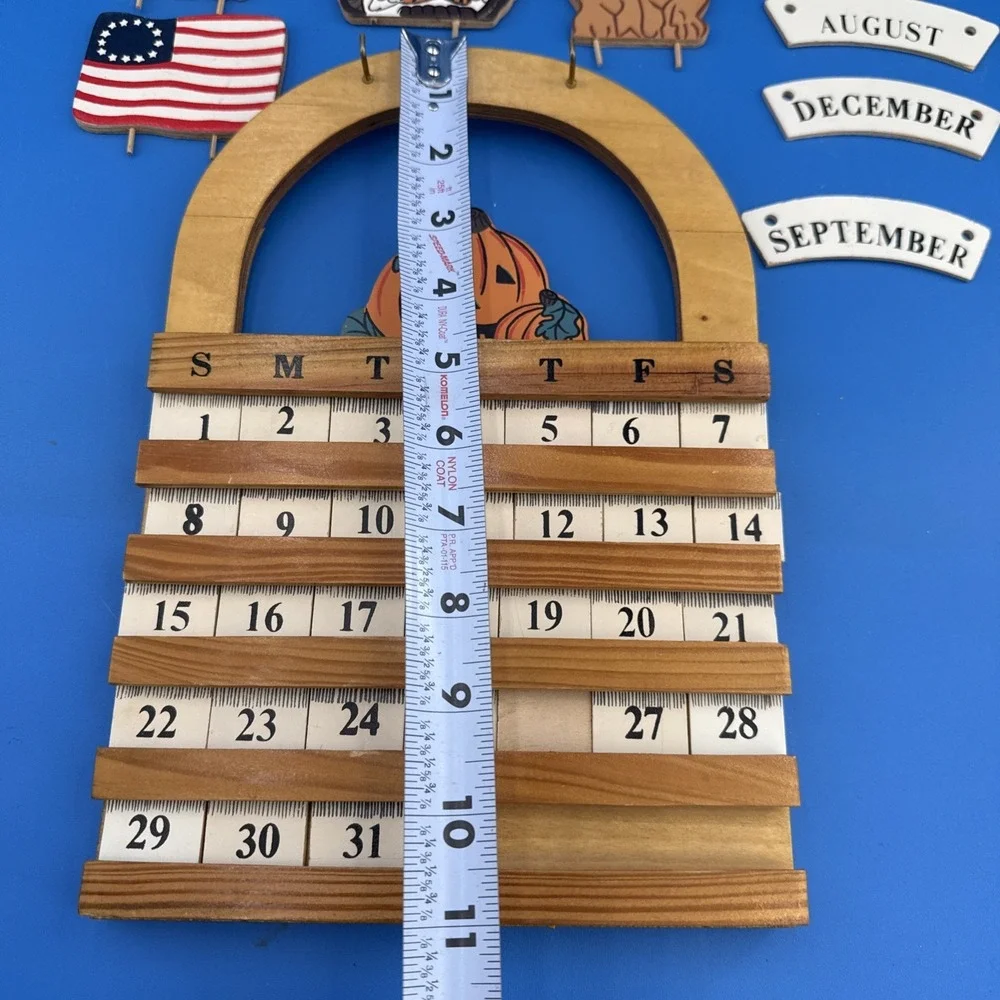 VTG Wooden Perpetual Wall Hanging Calender House Tree Grannycore Cottagecore